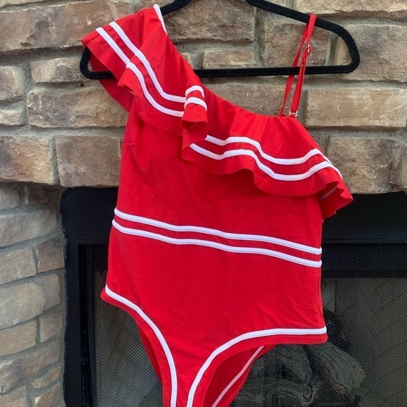 NWOT Red and white off the shoulder one piece. Large. - Picture 2 of 6